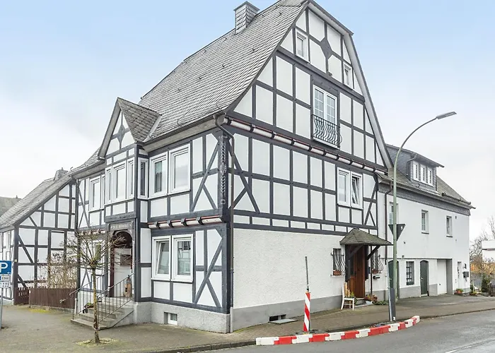 Zum Heubalken Apartment *